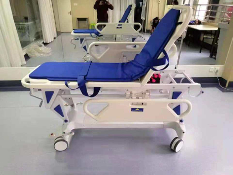 Hospital Emergência Primeiros socorros UTI UTI Luxuoso veículo liso Paciente Equipamento de transferência de compasso Ambulância Cama para quarto de pacientes