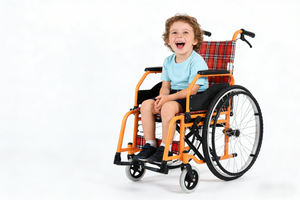 Cadeira de rodas pediátrica personalizada | Altura ajustável e largura de assento personalizada
