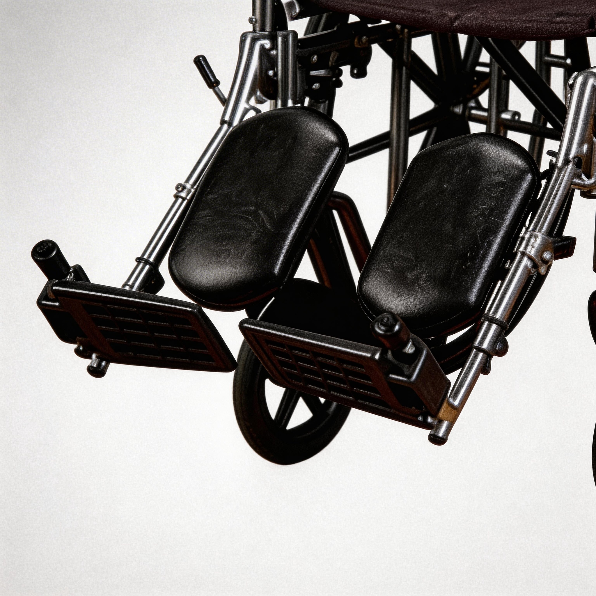 BME4618 Cadeira de rodas manual bariátrica de alta capacidade de 26 polegadas | Carga máxima de 450 libras